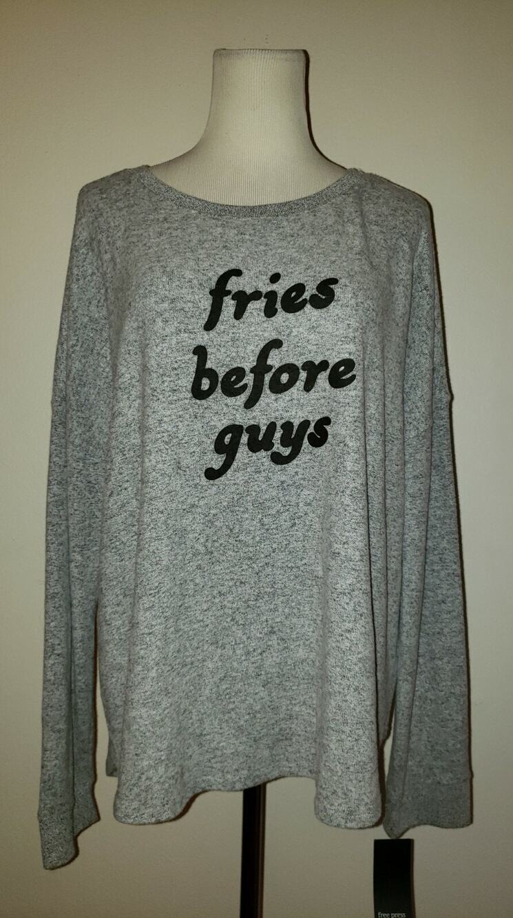 NEW FREE PRESS SZ L SLEEPWEAR SEPARATES FRIES BEFORE GUYS KNIT TOP GRAY 2162